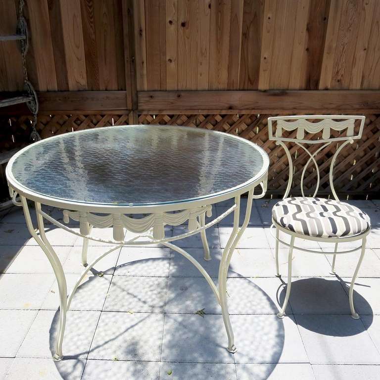 1950's Hollywood Regency Painted iron Patio Dining Set In Good Condition In North Hollywood, CA