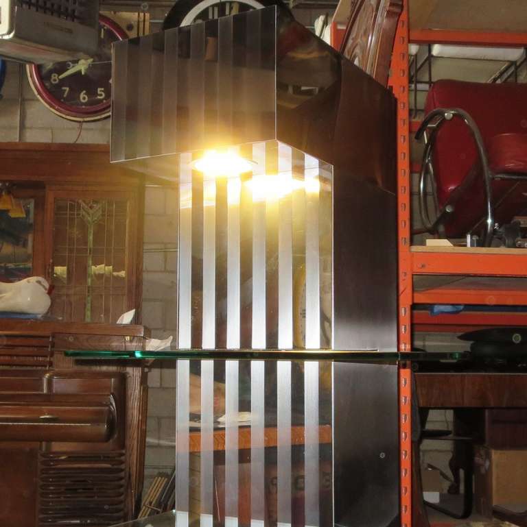 Mirrored Steel and Glass Lighted Hanging Display Unit In Good Condition For Sale In North Hollywood, CA