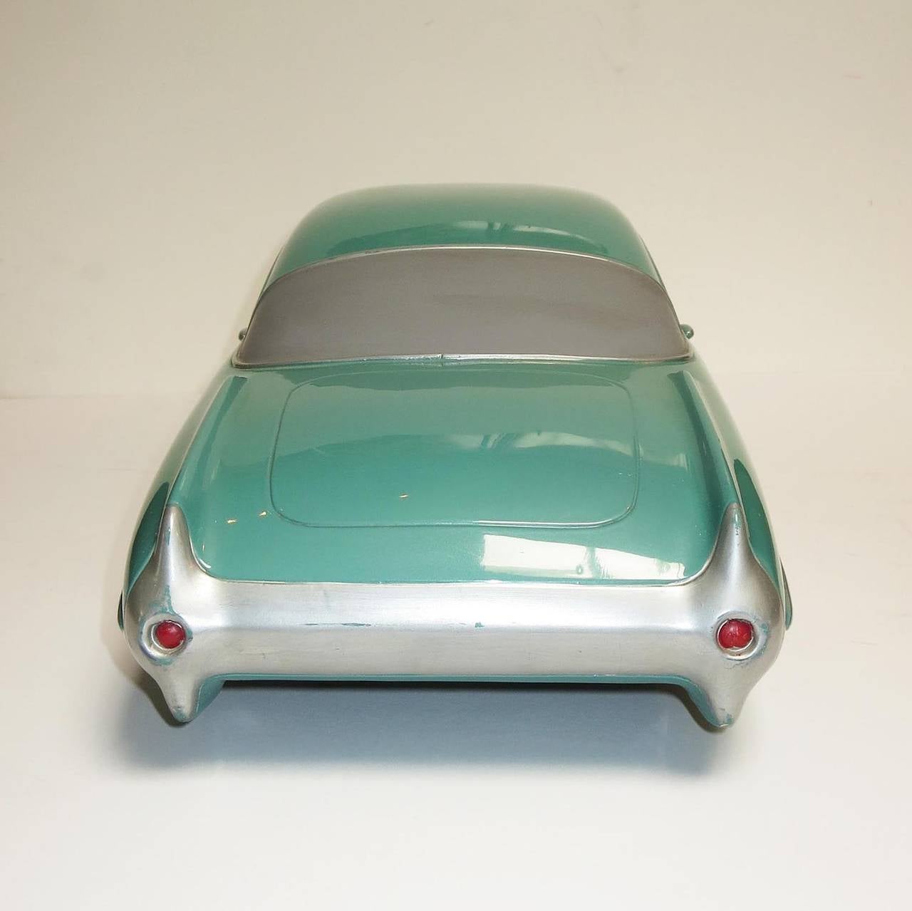 Painted 1953 Ford Motor Company Concept Paint Model