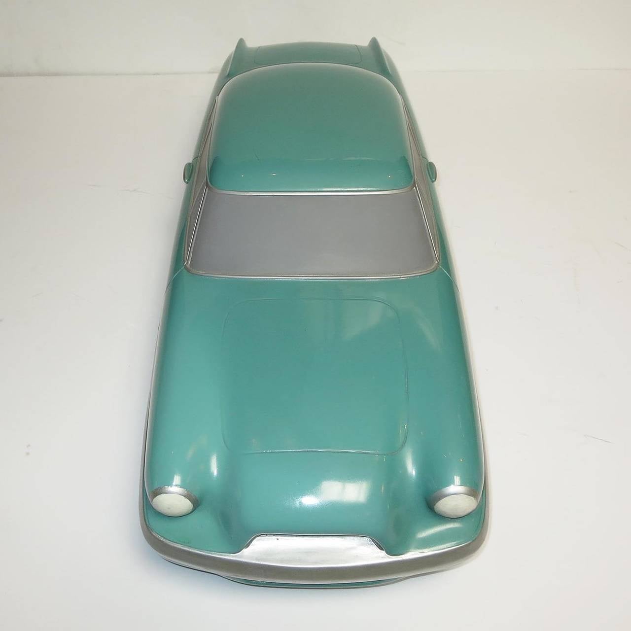 Mid-20th Century 1953 Ford Motor Company Concept Paint Model