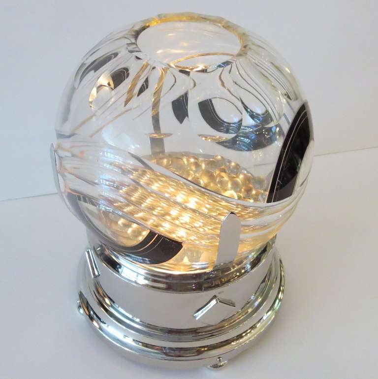 Molded Outstanding Art Deco Lighted Fishbowl