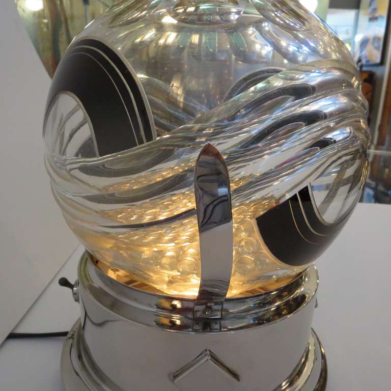 Outstanding Art Deco Lighted Fishbowl In Excellent Condition In North Hollywood, CA
