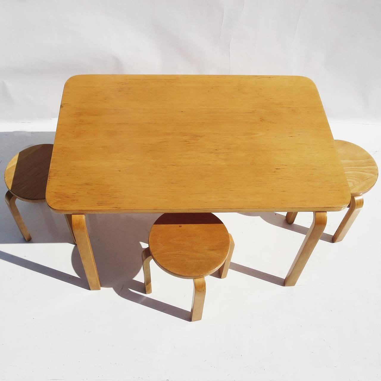 Alvar Aalto, Finland's answer to Charles Eames, created a wide array of iconic furniture designs in his fruitful career. Working in steamed and formed laminated woods, he was able to fashion designs that were previously impossible. It was only