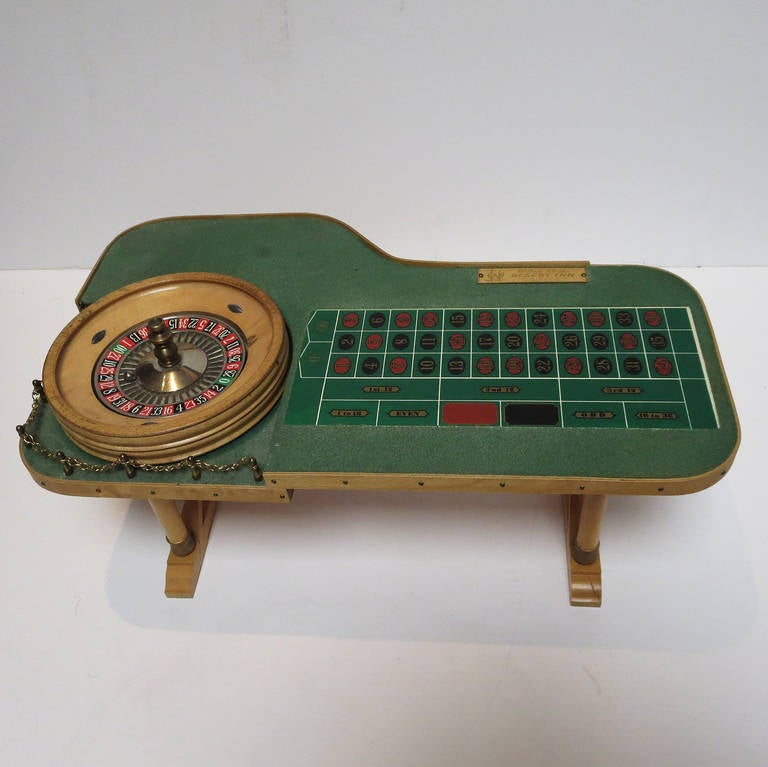 miniature roulette table