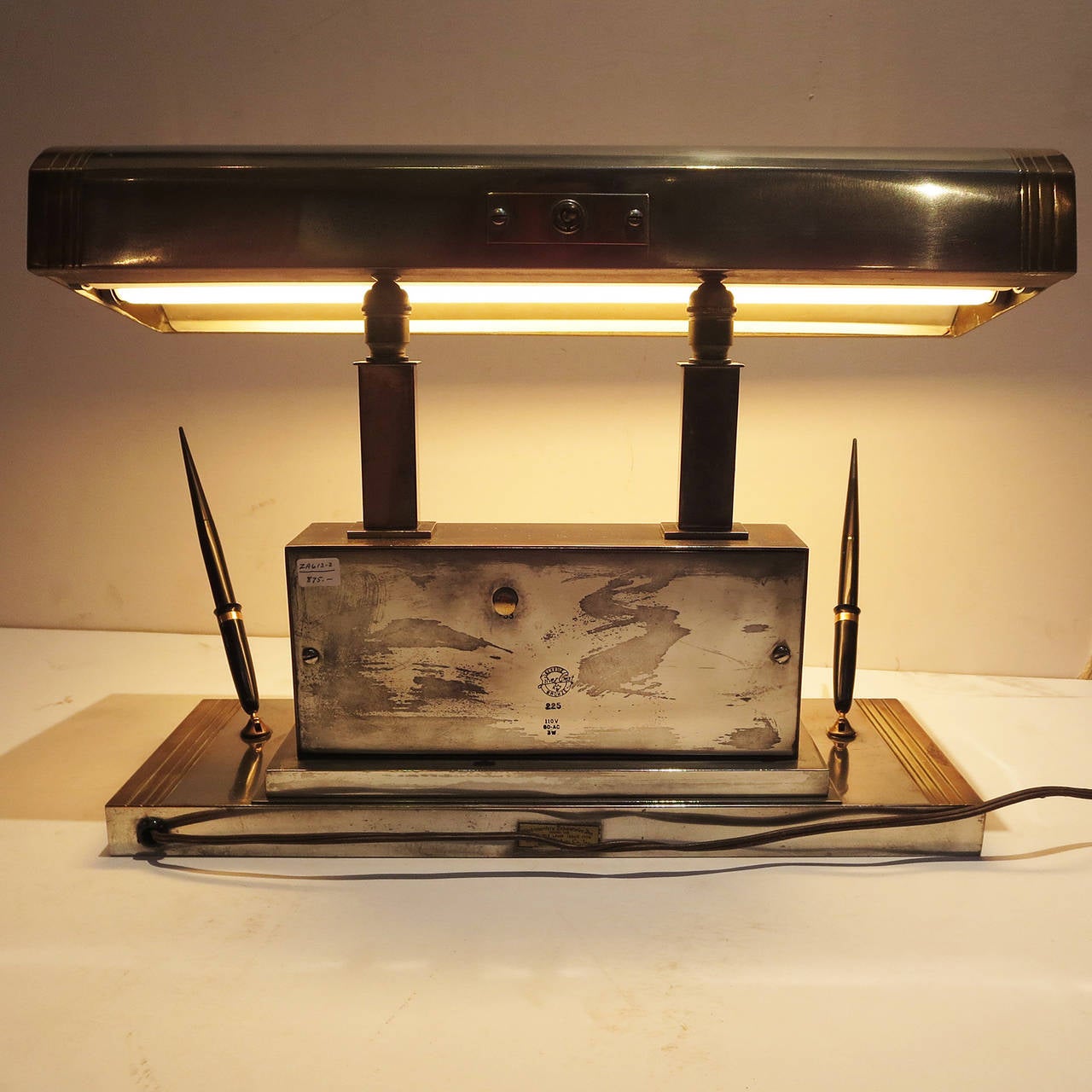 Mid-20th Century Art Deco Desk Lamp / Clock Combination by Silver Crest
