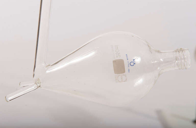 Laboratory Beaker on Stand In Excellent Condition In San Francisco, CA