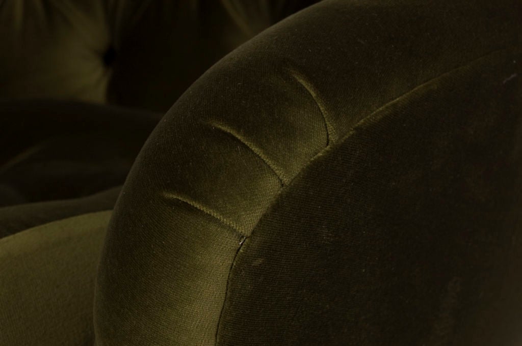 Contemporary Swivel Club Chair