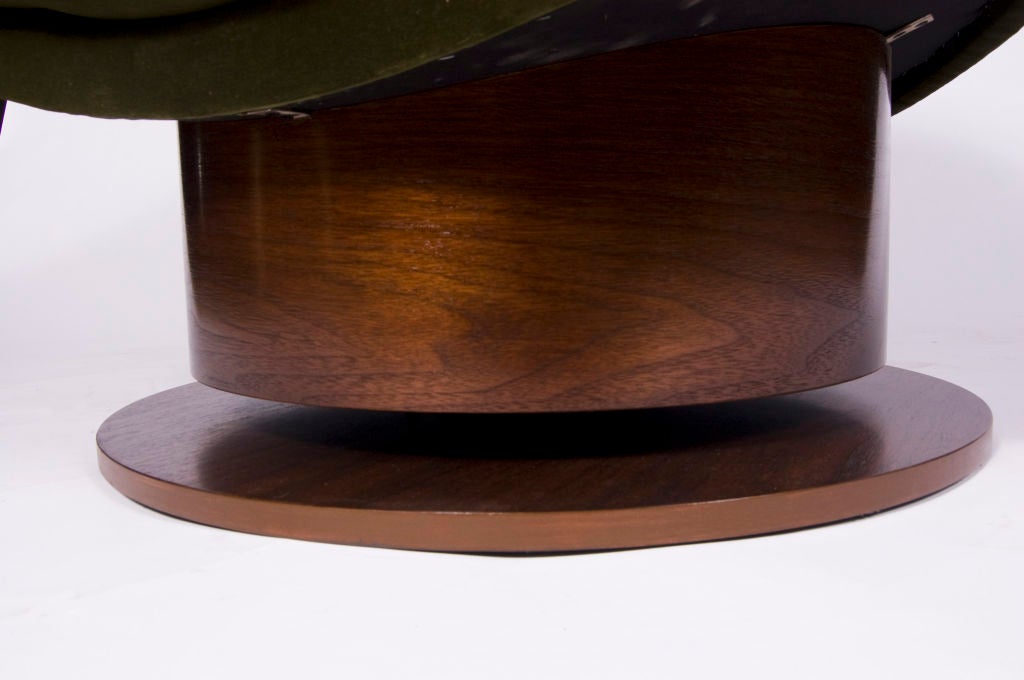 Swivel Club Chair 4