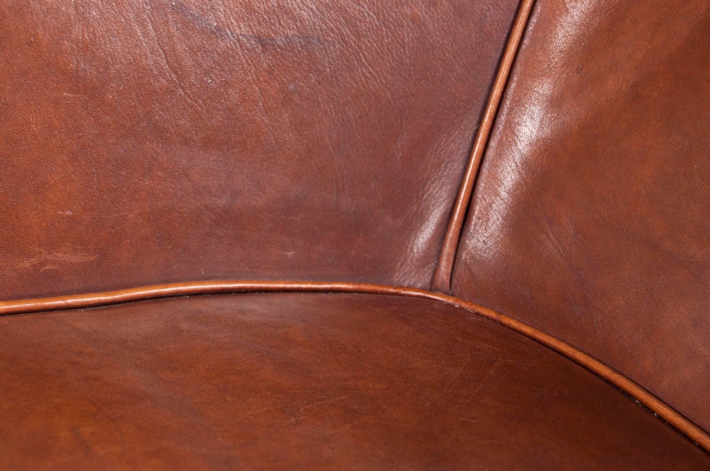 Pair of Leather Pod Chairs 1