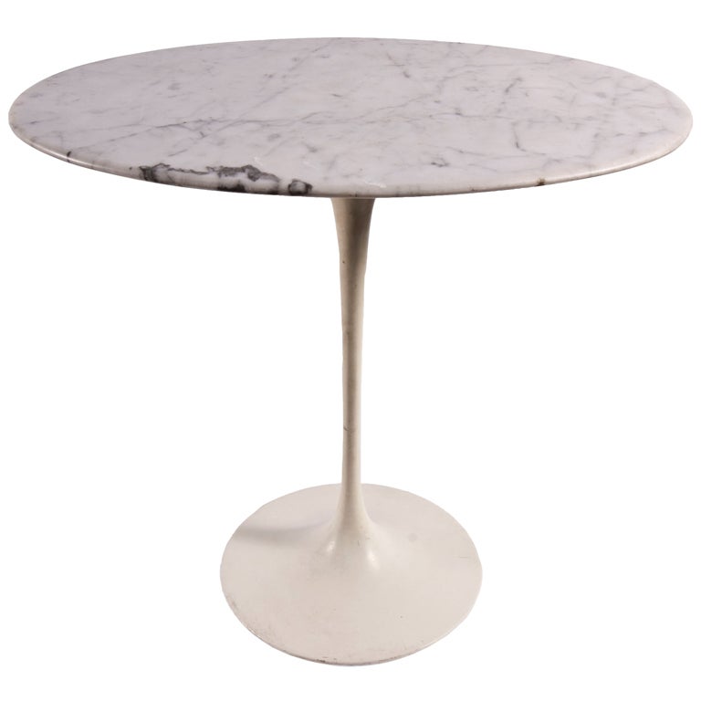 Saarinen Tulip Side Table