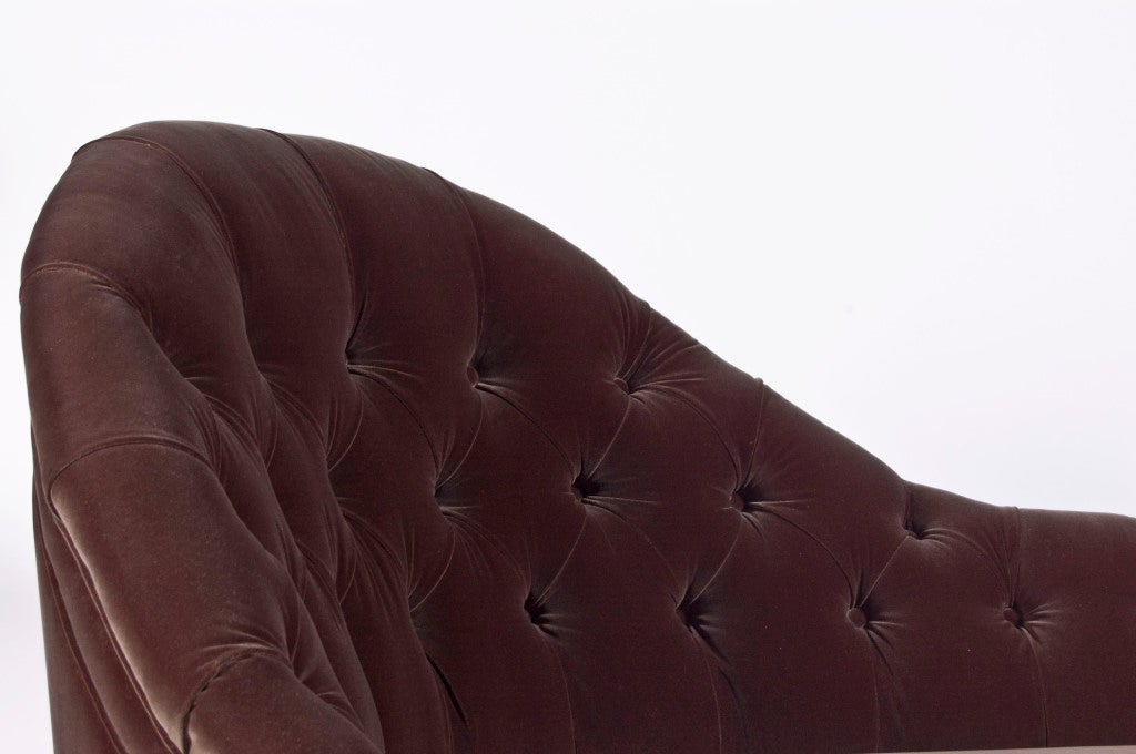 Contemporary St. Germain Chaise Longue For Sale