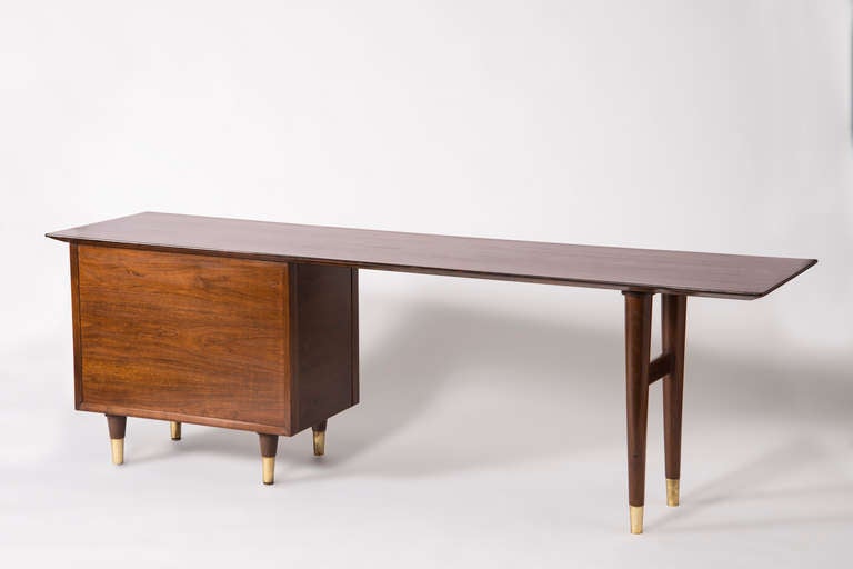 Mid-20th Century The Standard Furniture Co. Canted Desk