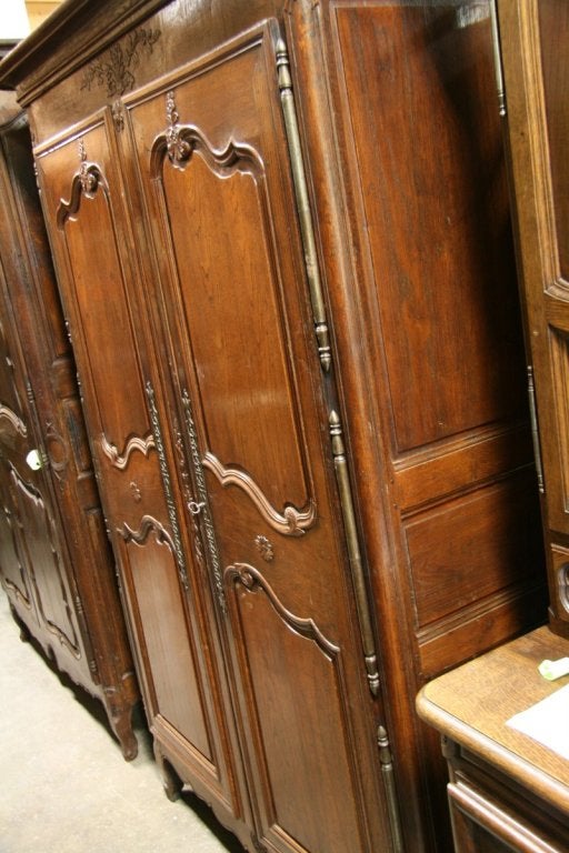 18th century French armoire.
Rare to have shelf with drawers.
Original hardware.