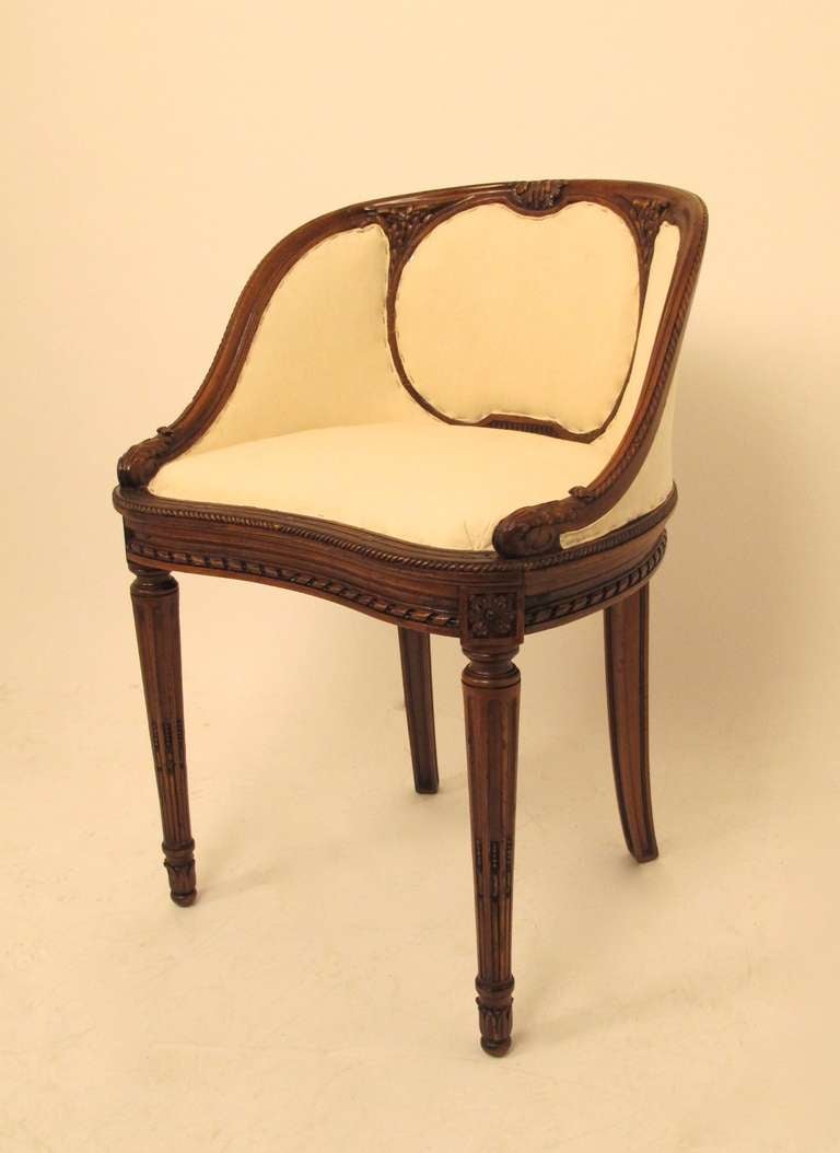 Vanity Chair With Back And Arms : Vanity Makeup Chair with Wheels, Modern Swivel Velvet ..., Check spelling or type a new query.