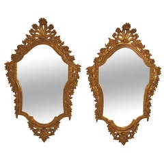 Pair of 18th Century Italian Giltwood Mirrors 9