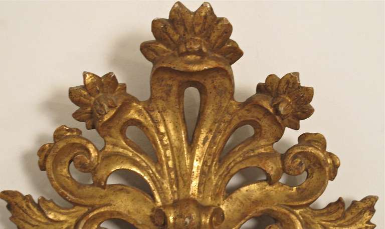 18th Century and Earlier Pair of 18th Century Italian Giltwood Mirrors