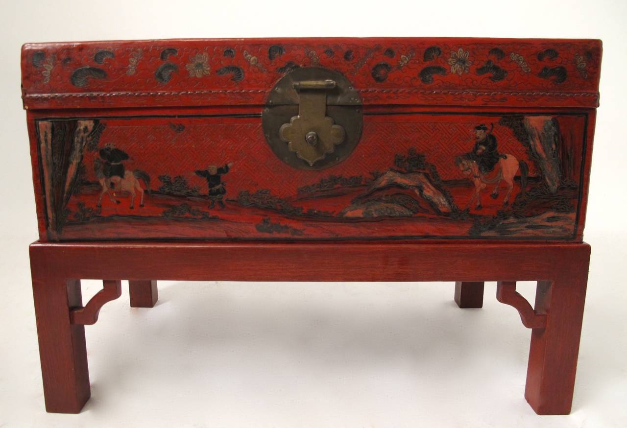 Leather Chinese Red Lacquered Pigskin Trunk