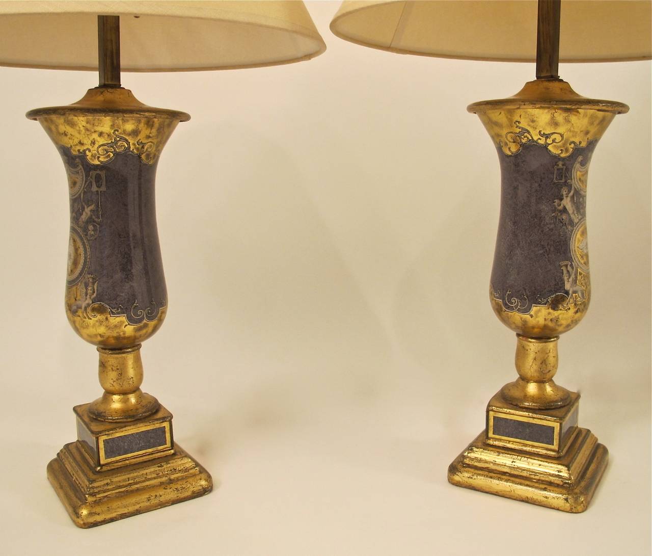 Pair of Italian Églomisé Lamps In Excellent Condition For Sale In San Francisco, CA
