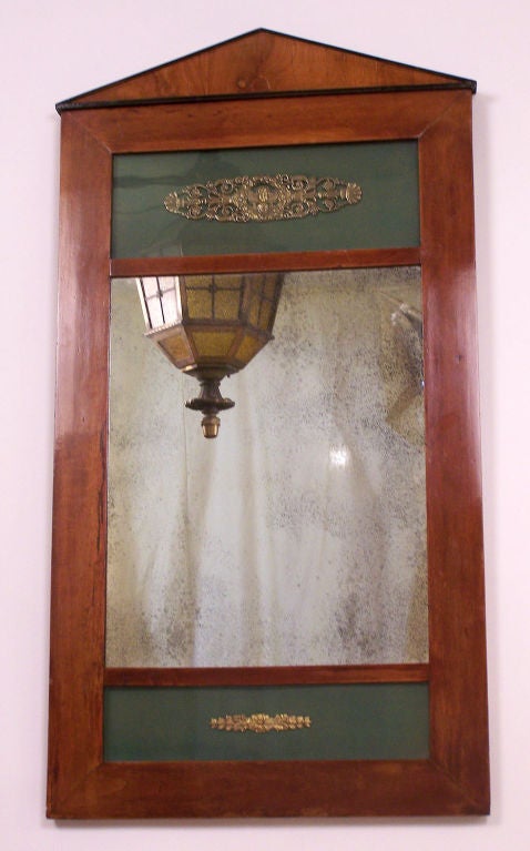 Néoclassique Miroir mural néoclassique en acajou du 19ème siècle Continental en vente