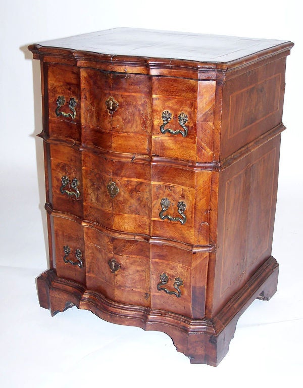 18th Century and Earlier Northern Italian Walnut Chest of Drawers For Sale