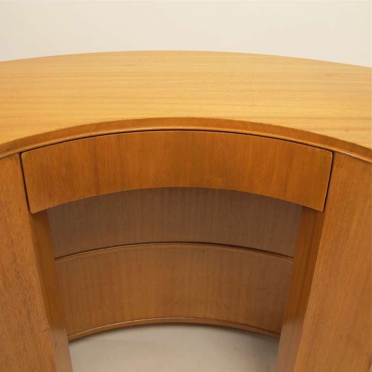 Gilbert Rohde Crescent Desk In Good Condition In San Francisco, CA