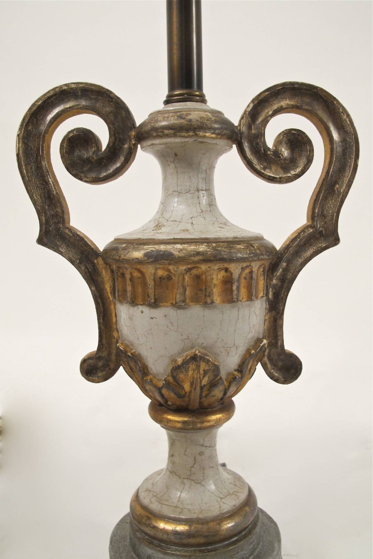 18th Century and Earlier Pair of 18th Century Italian Urn Lamps