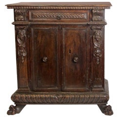 Small 17thC Italian Walnut Credenza
