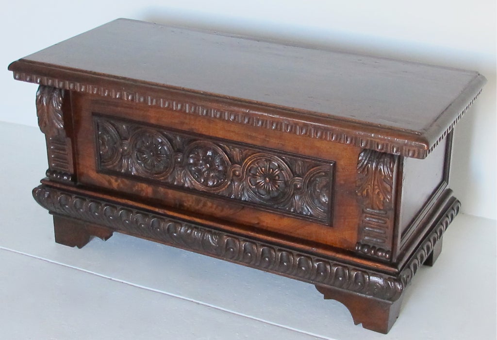 17th century Renaissance style carved walnut cassone or small trunk. Ideal for a small coffee table.