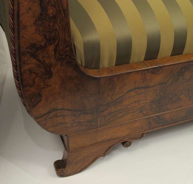 Walnut 19th Century, French, Louis Philippe Daybed For Sale