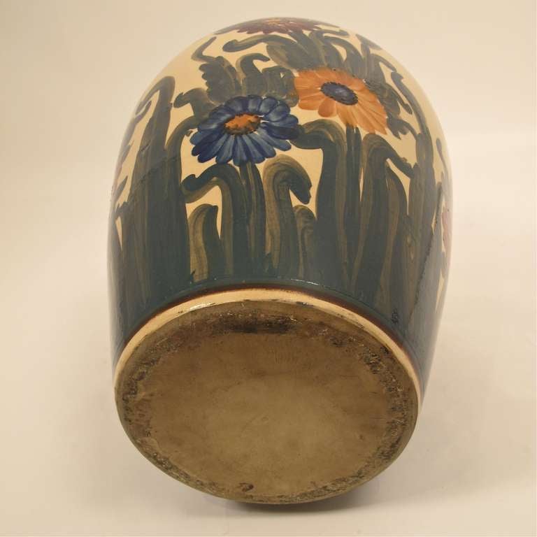 American Large Hand Painted Oil Jar In Good Condition For Sale In San Francisco, CA