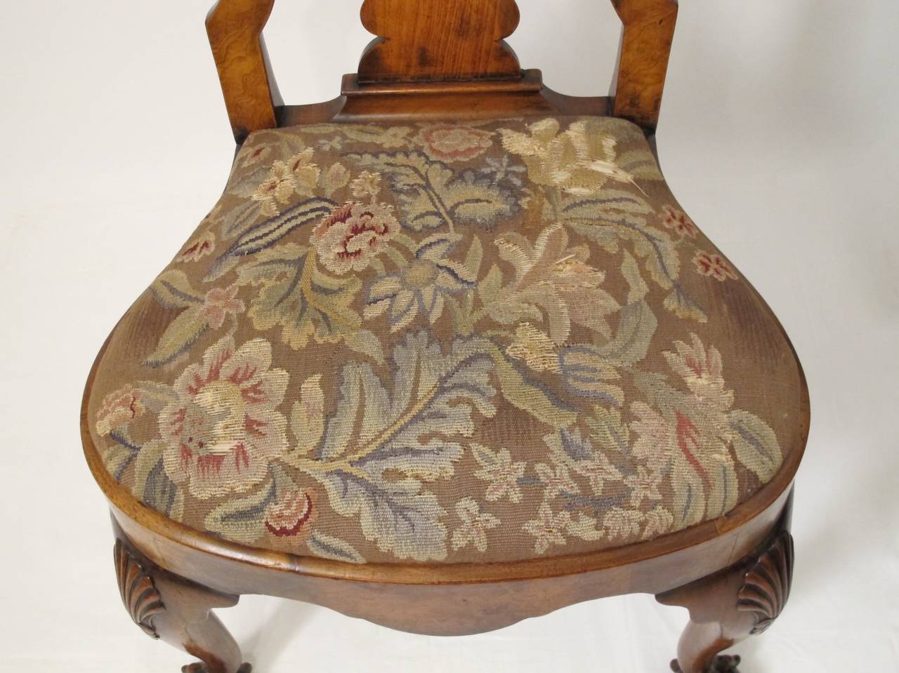 Queen Anne Style Walnut Side or Desk Chair 4