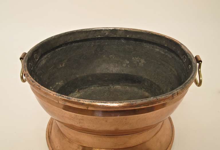19th Century Italian Copper Cooking Pot In Excellent Condition In San Francisco, CA