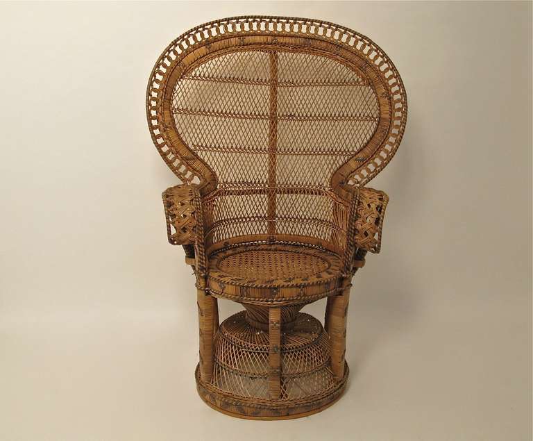 wicker fan chair