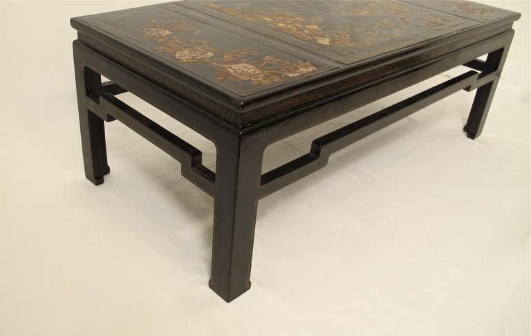 Chinese Lacquer Low Table In Good Condition In San Francisco, CA