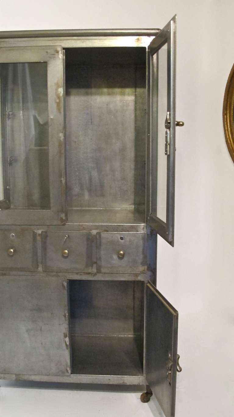 Steel Medical Cabinet In Excellent Condition In San Francisco, CA