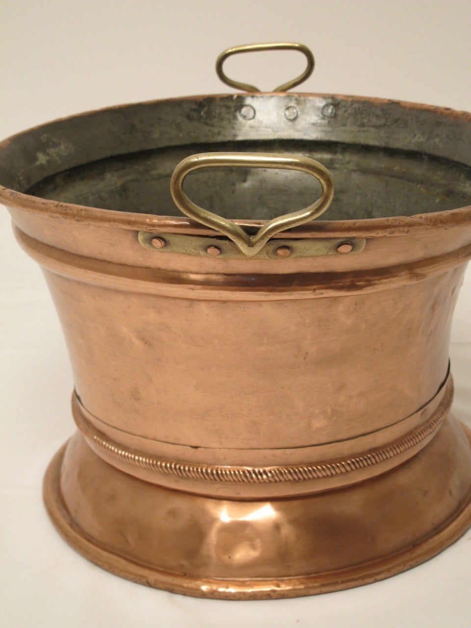 19th Century Italian Copper Pot 1