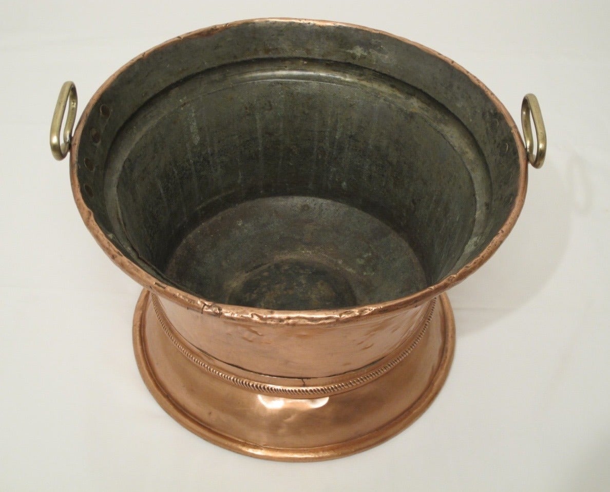19th Century Italian Copper Pot 2