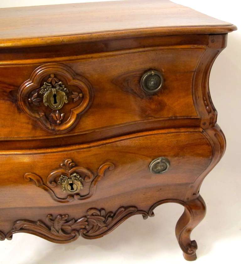 Louis XV Walnut Two Drawer Commode In Excellent Condition In San Francisco, CA