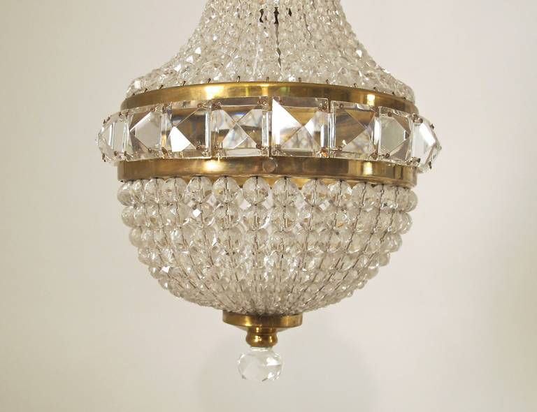 Petite Beaded Pendant Chandelier In Excellent Condition In San Francisco, CA