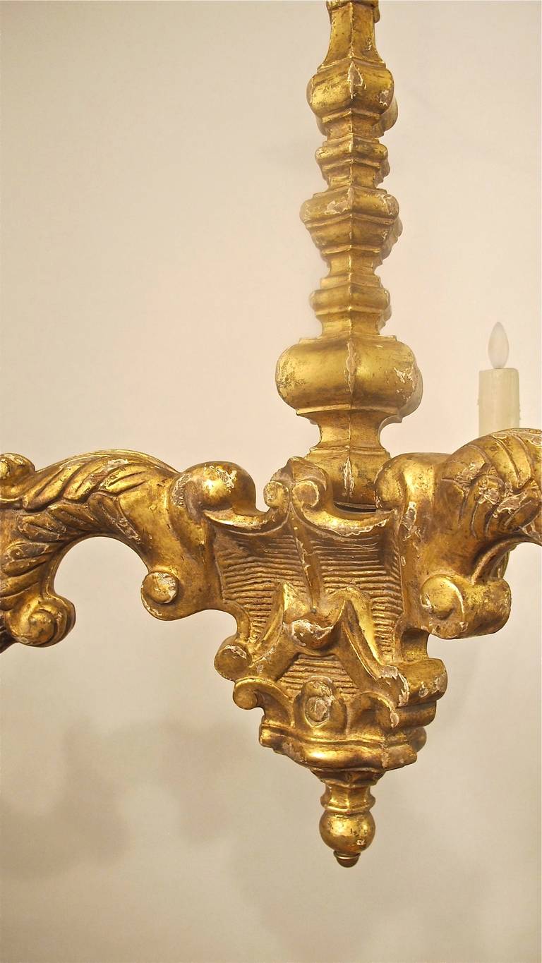 19. Jahrhundert Französisch, Giltwood 3 Licht Kronleuchter (Vergoldetes Holz) im Angebot