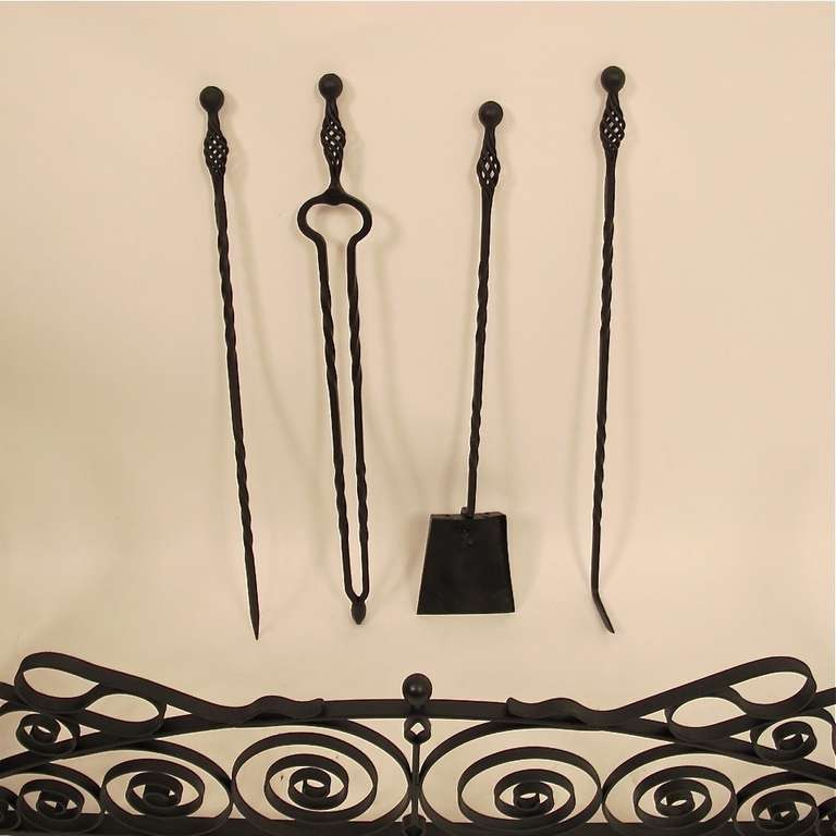 Wrought Iron Fireplace Fender with Tools In Excellent Condition In San Francisco, CA