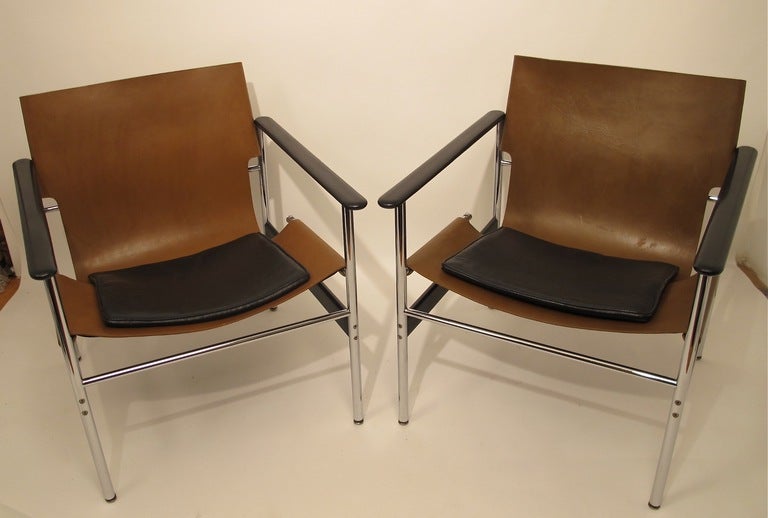 American Pair of Modern Club Chairs by Charles Pollack for Knoll