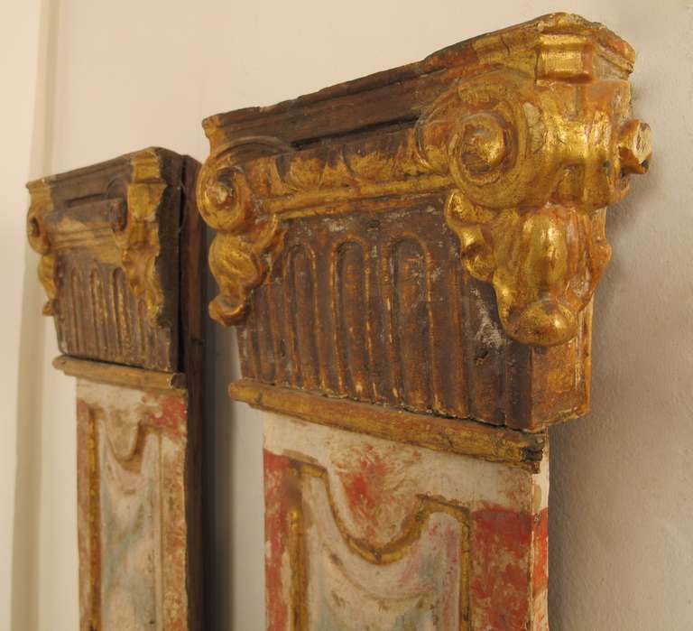 Pair of Parcel Gilt Pilasters In Good Condition In San Francisco, CA