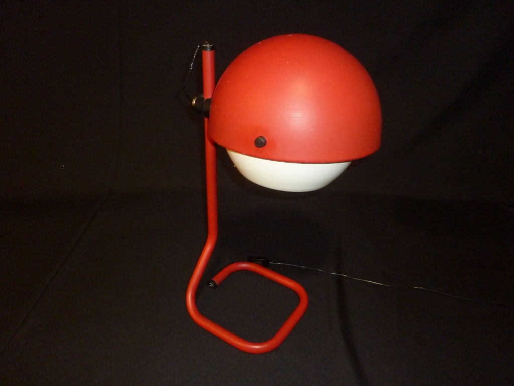 Italian Table Lamp Attributed to Artemide In Excellent Condition In Los Angeles, CA