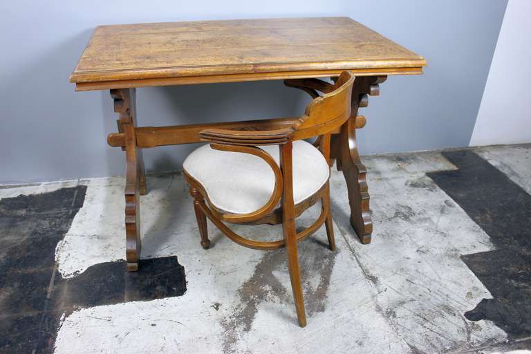 Tuscan  antique writing  table and three leg chairs .Chair dimension :
H;32.5  W;24 D24. Table can be reassemble for easy shipping.