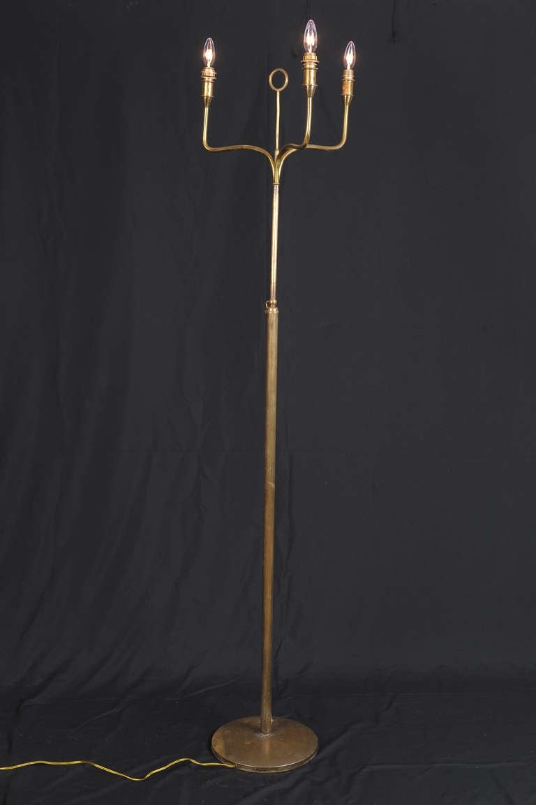 Mid-20th Century Art Deco Italian Brass Floor Lamp For Sale