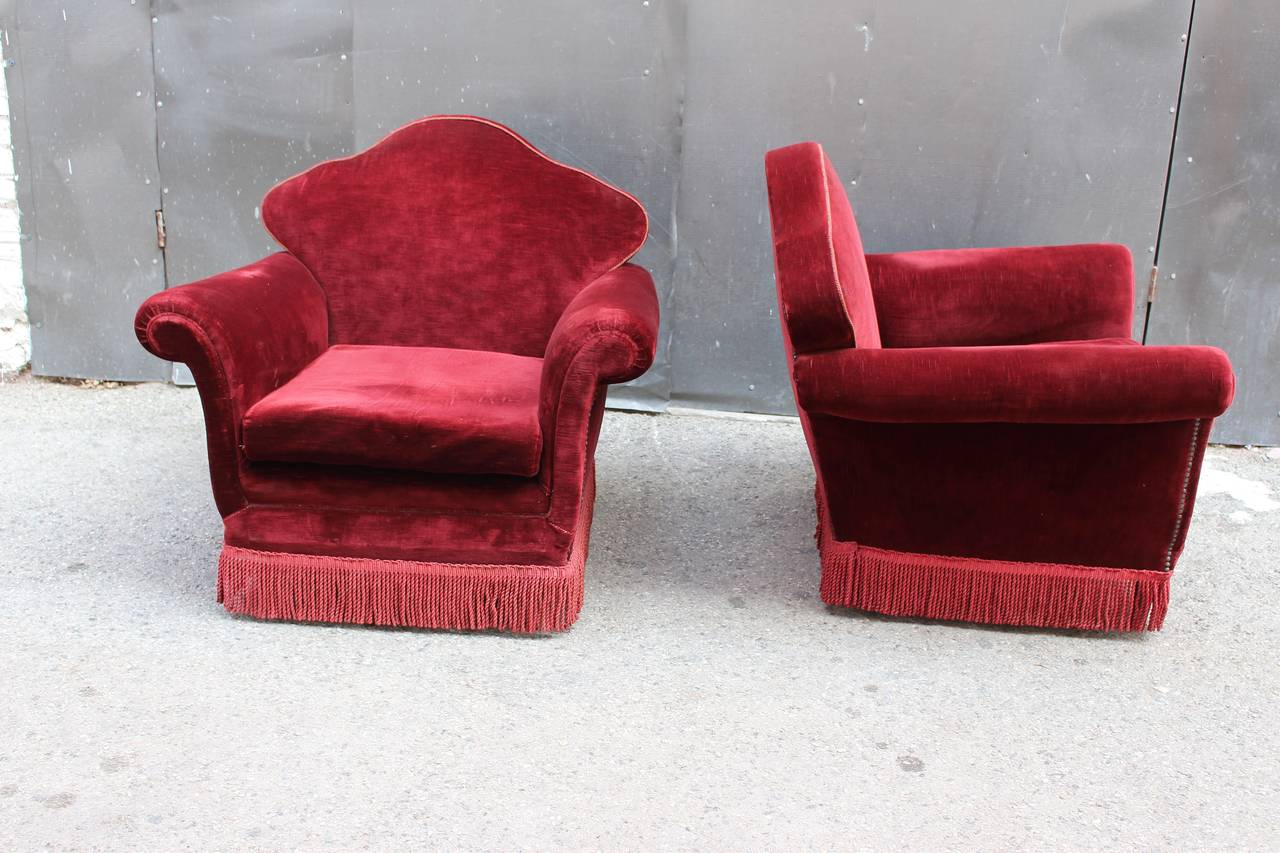 1940s Italian club chairs, original condition, velvet upholstery, comfortable.