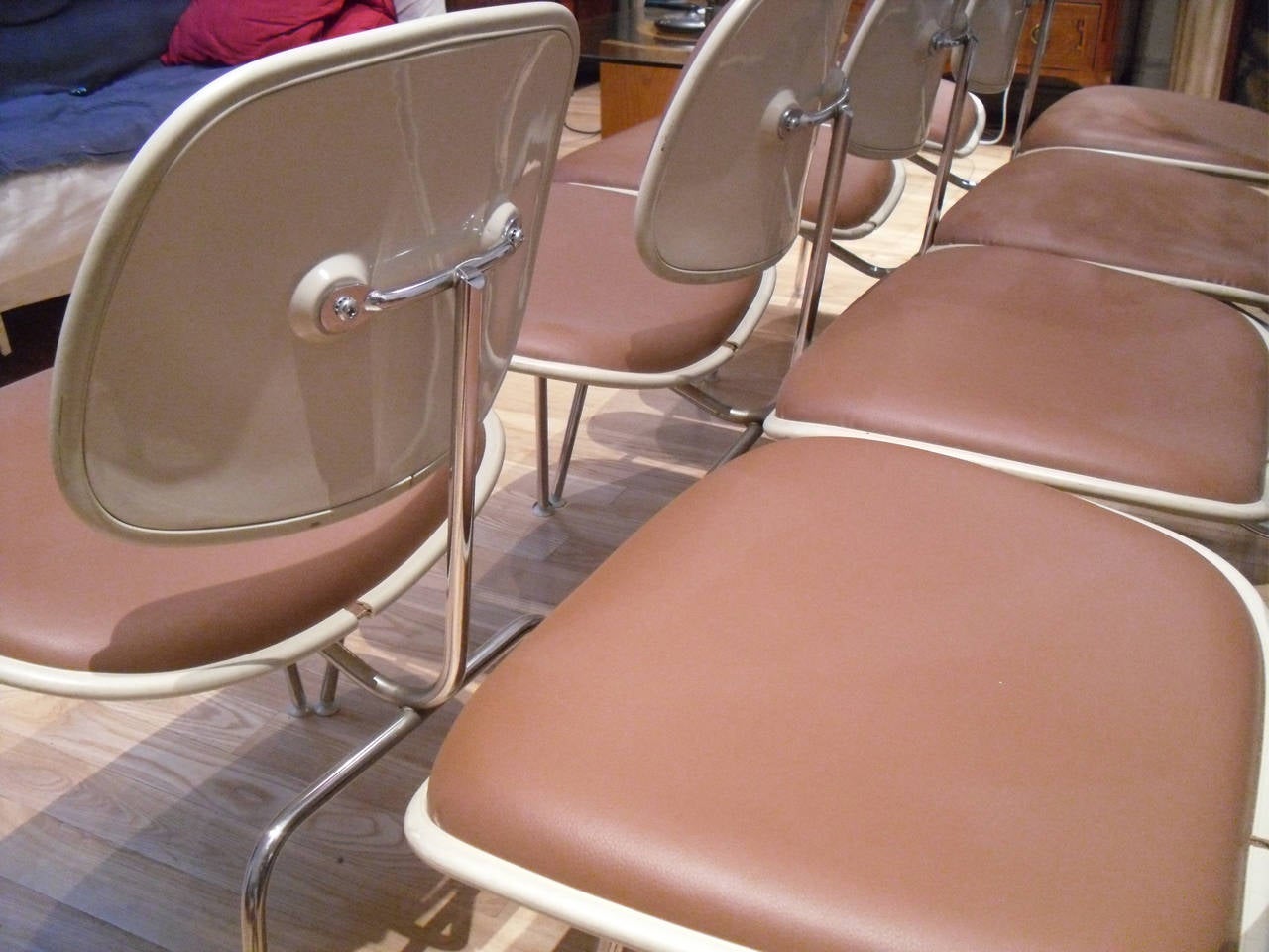 Late 20th Century Set of Eight Herman Miller DCM Eames Dining Chairs For Sale