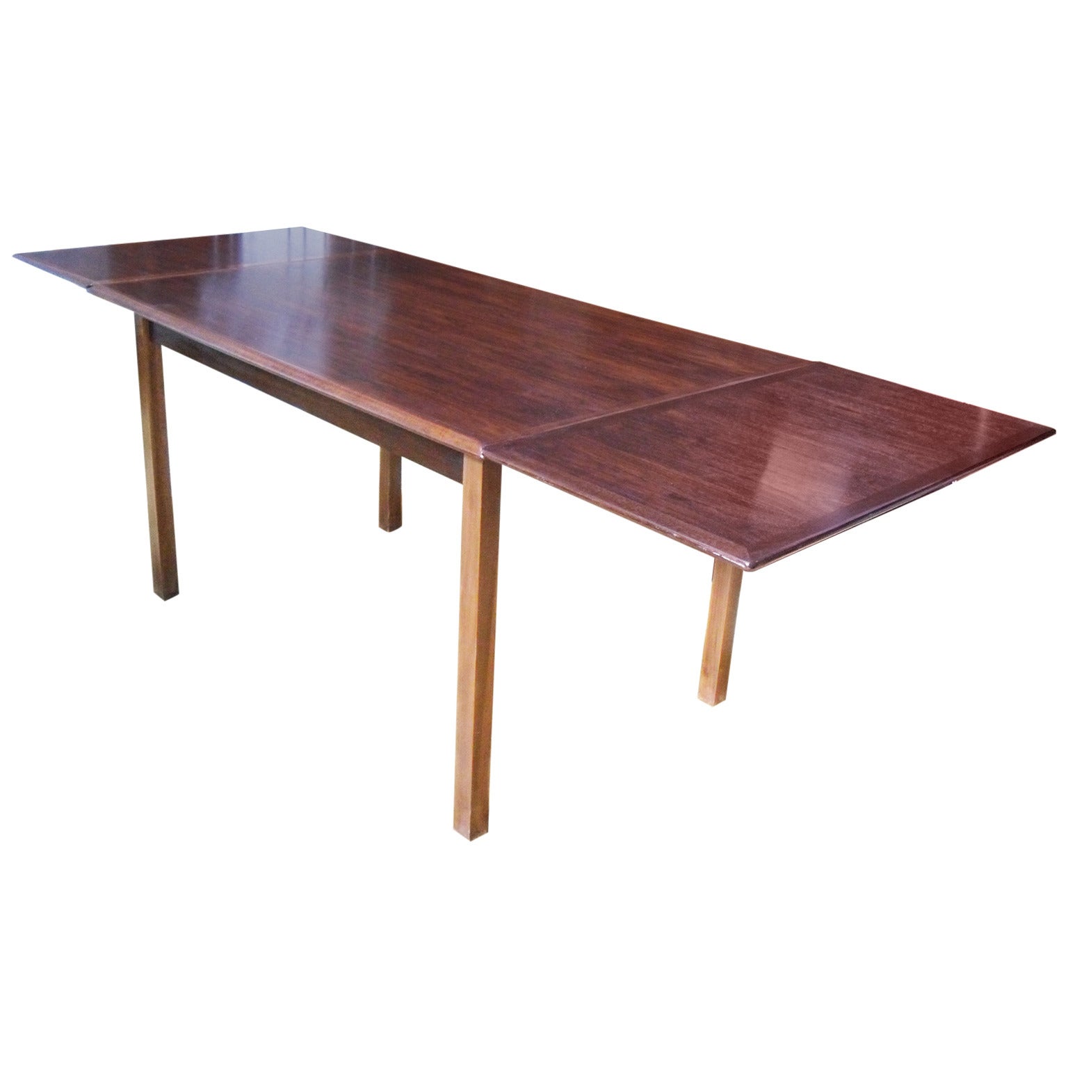 Mid-Century Modern Rosewood Extendable Dining Table For Sale
