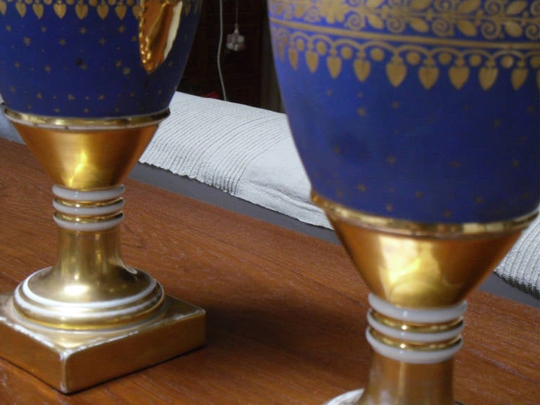 19th Century Pair of Paris Porcelain Gold and Matte-Blue Ground Vases For Sale